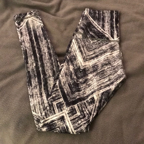 lululemon athletica Pants - Lululemon Wunder Under HR leggings